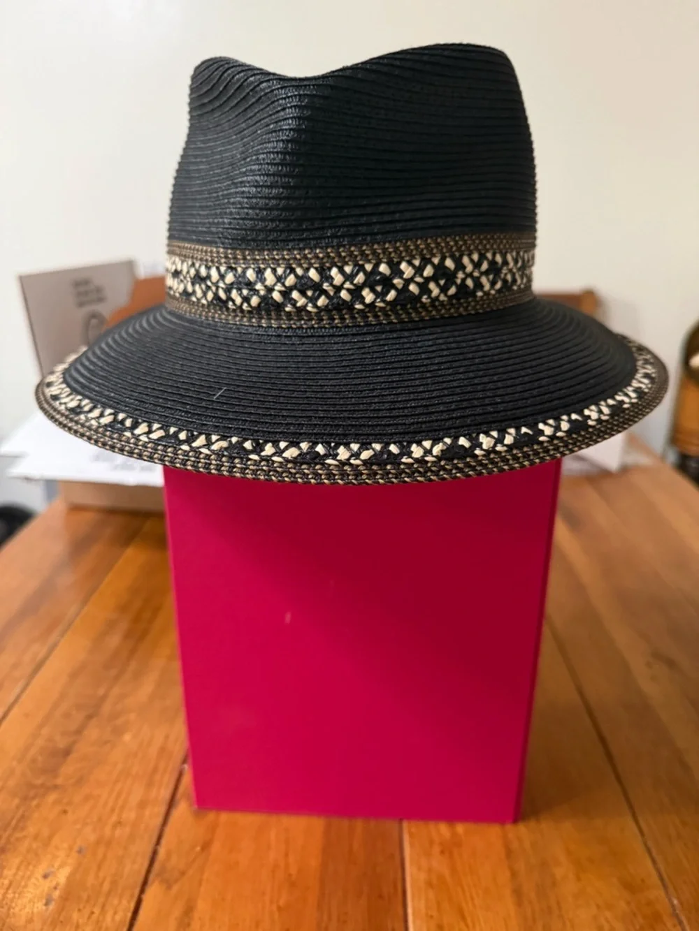 Eric Javits Hat Black Beige Squishee Straw Fedora Sunhat Packable UPF 50+ - Picture 5 of 7